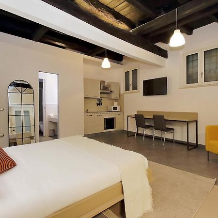 Trastevere Suites & Spa Rom Exteriör bild