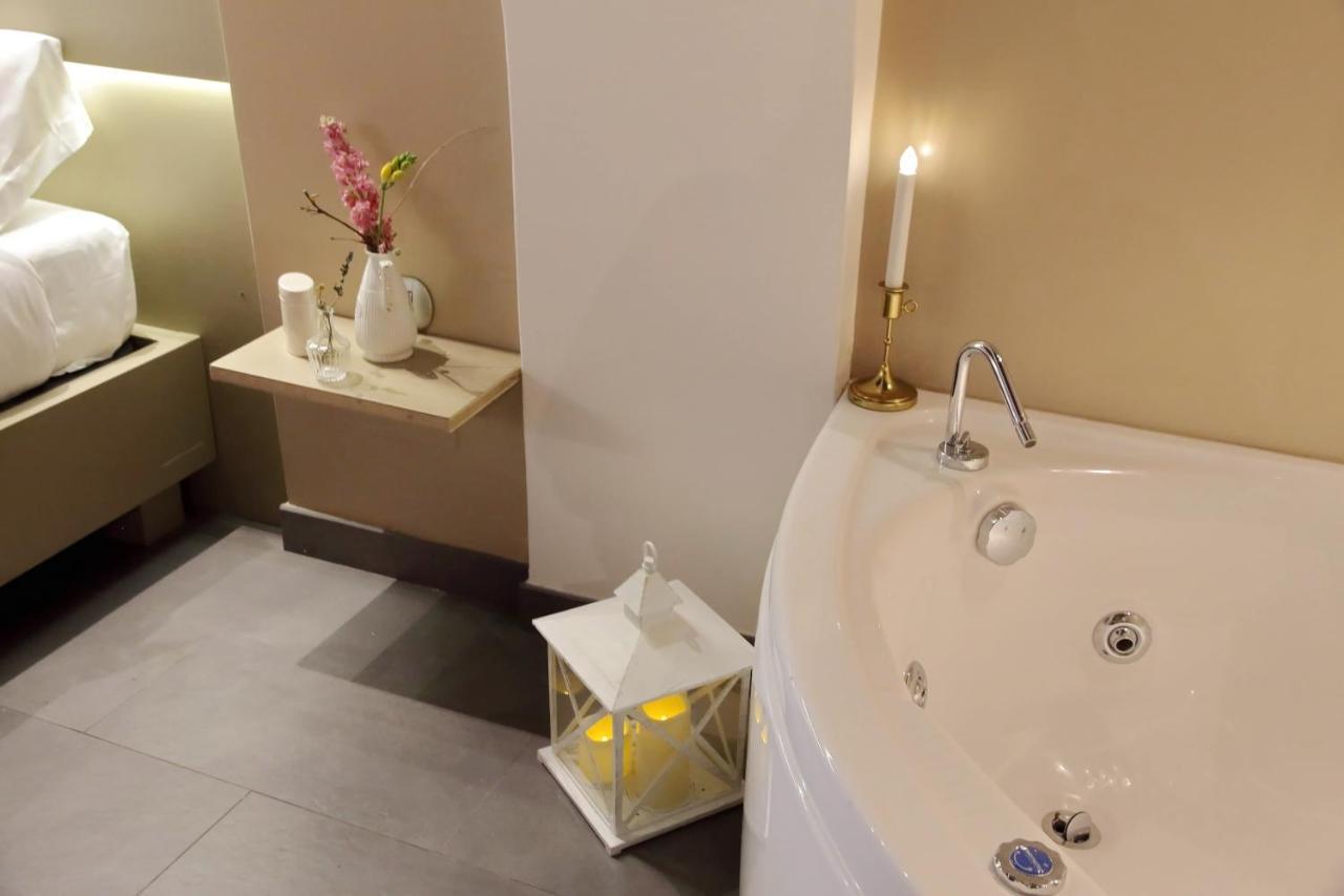 Trastevere Suites & Spa Rom Exteriör bild