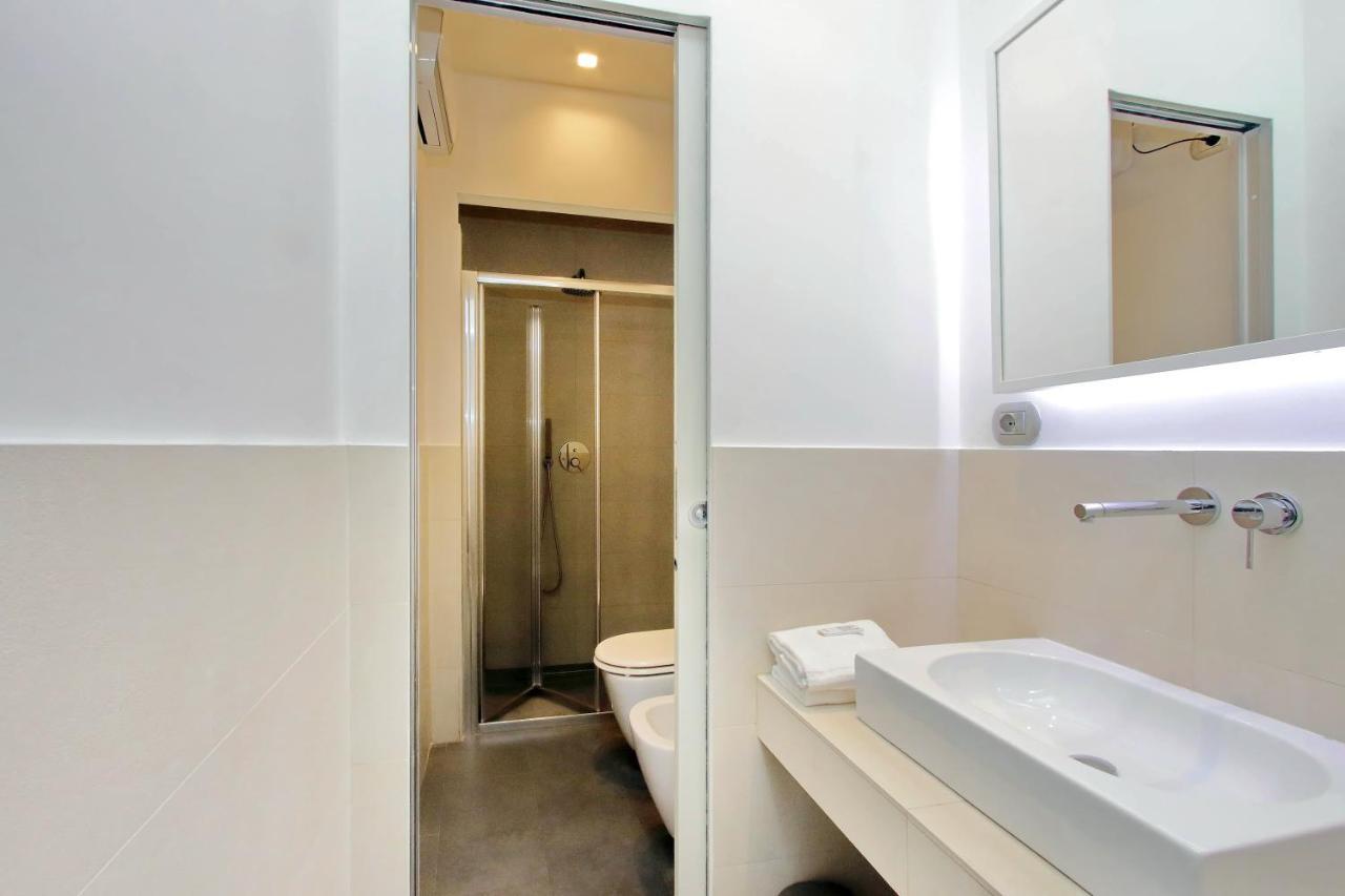 Trastevere Suites & Spa Rom Exteriör bild